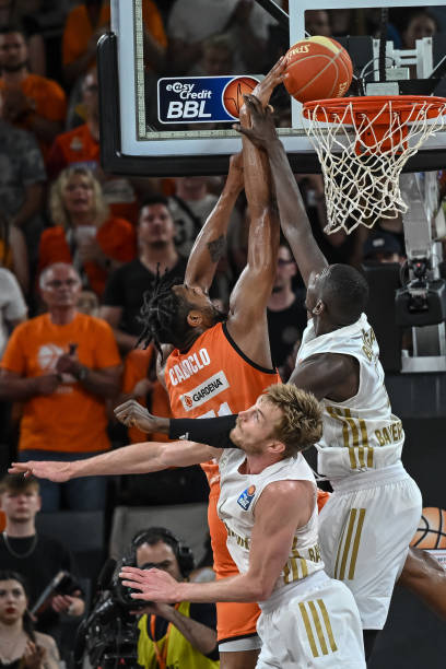 不乏单场暴 不乏单场暴